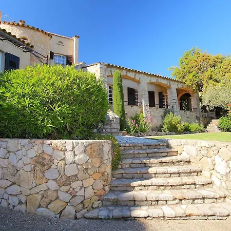 Villa La Badogue *
