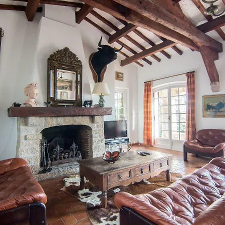 La Badogue Villa *